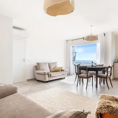 Vacation With Stunning Oceanview 푸에르토 데 산티아고