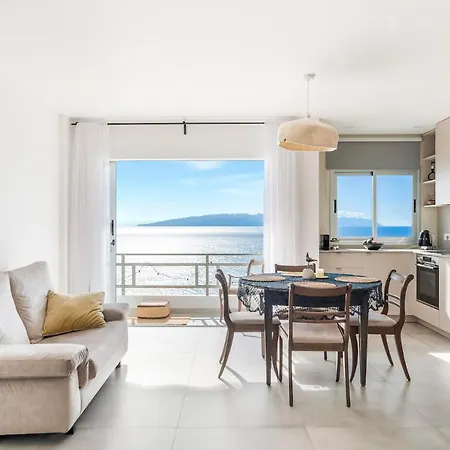 Vacation With Stunning Oceanview * 푸에르토 데 산티아고